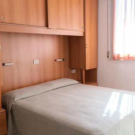 Hotell Cinzia 3*