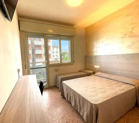Cinzia 3* Червия