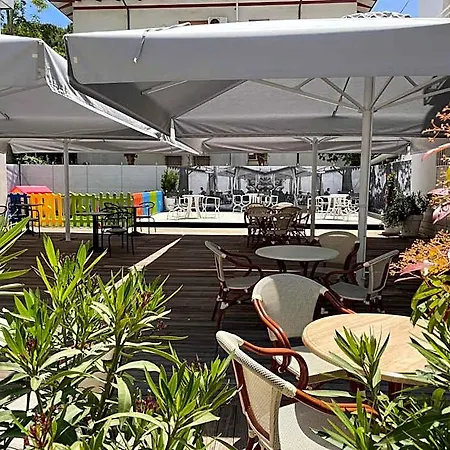 Cinzia Hotel