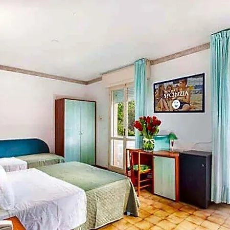 Hotel Cinzia 3*