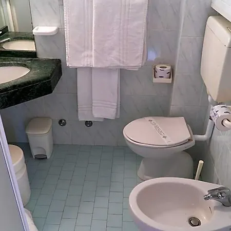 Cinzia Hotel Cervia