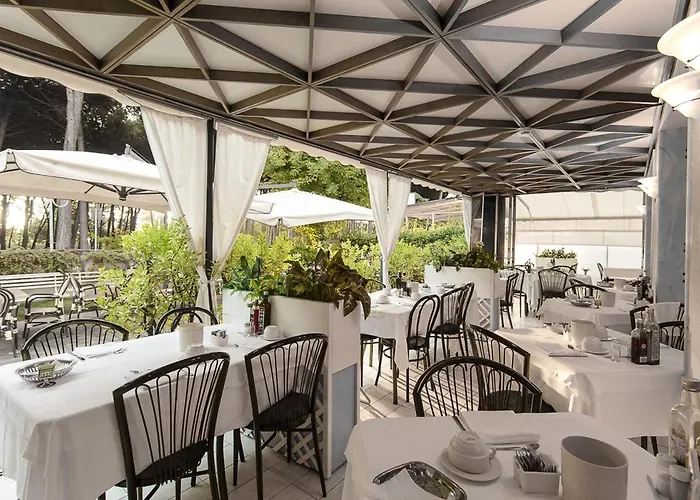 Cinzia Hotel 3*