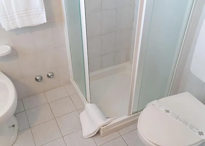 Hotel Cinzia 3*